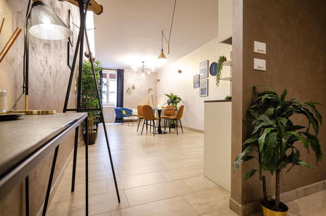 Goito Luxury Apartment, In The Historical Center Болонья Екстер'єр фото