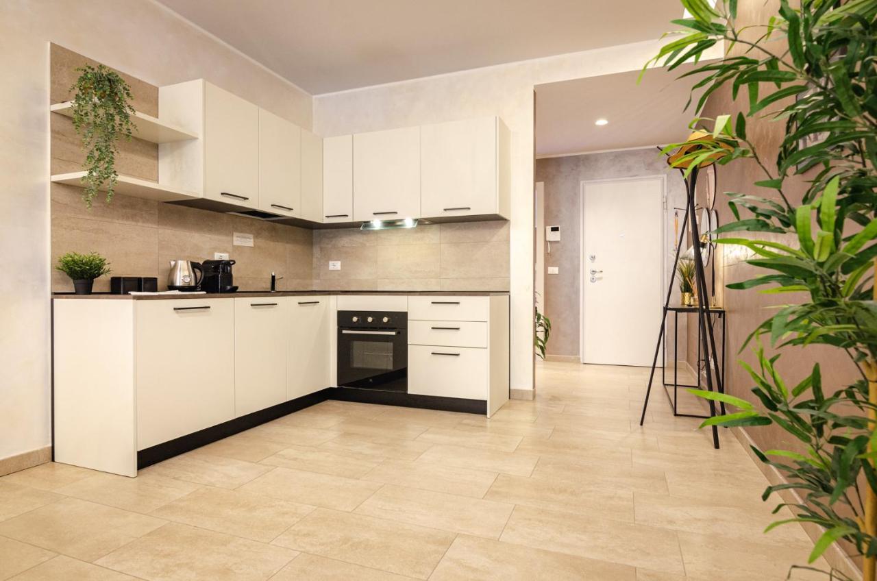 Goito Luxury Apartment, In The Historical Center Болонья Екстер'єр фото