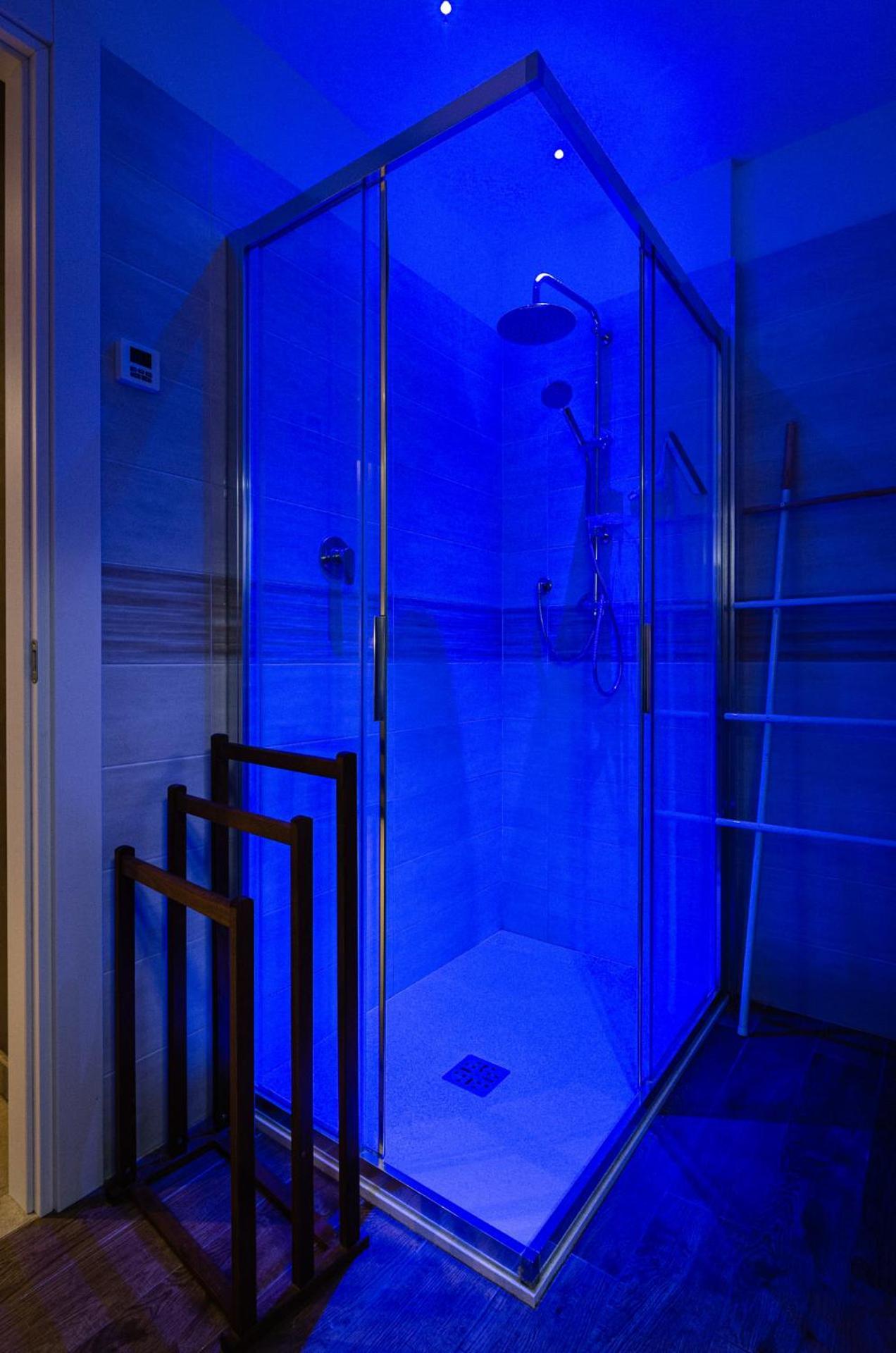 Goito Luxury Apartment, In The Historical Center Болонья Екстер'єр фото