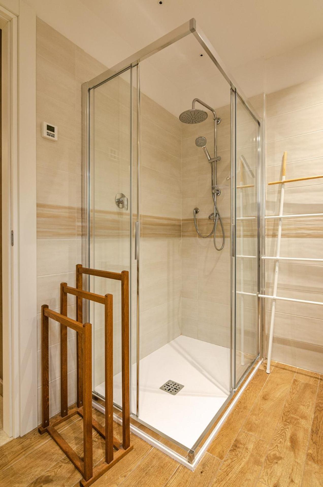 Goito Luxury Apartment, In The Historical Center Болонья Екстер'єр фото